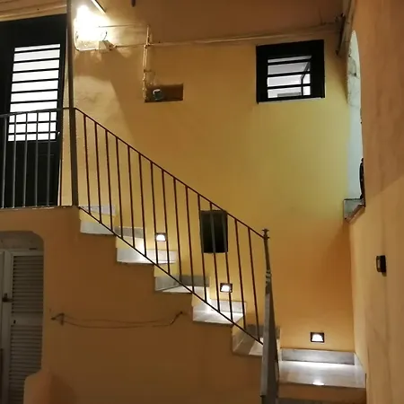 Apartment Casa Degli Scalzi 43 Naples